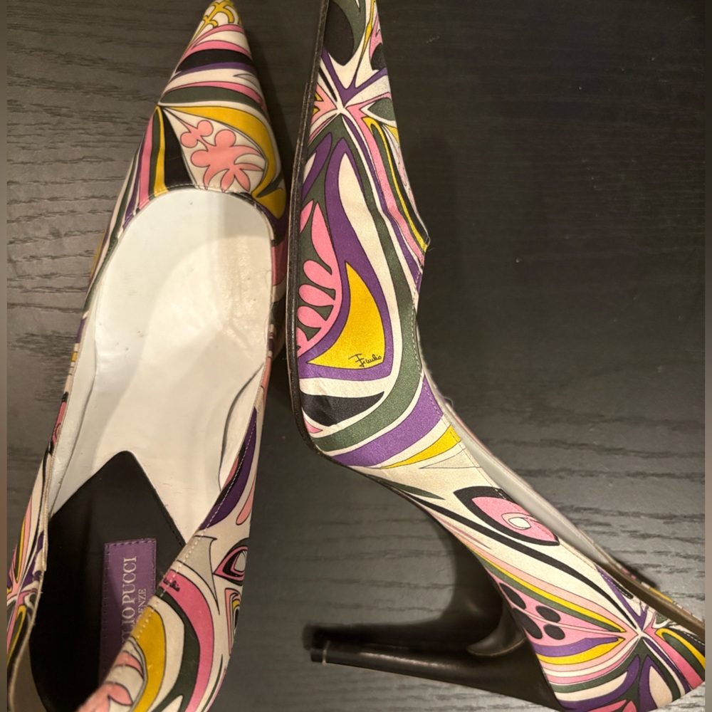 Emilio Pucci Vibrant Patterned Heels